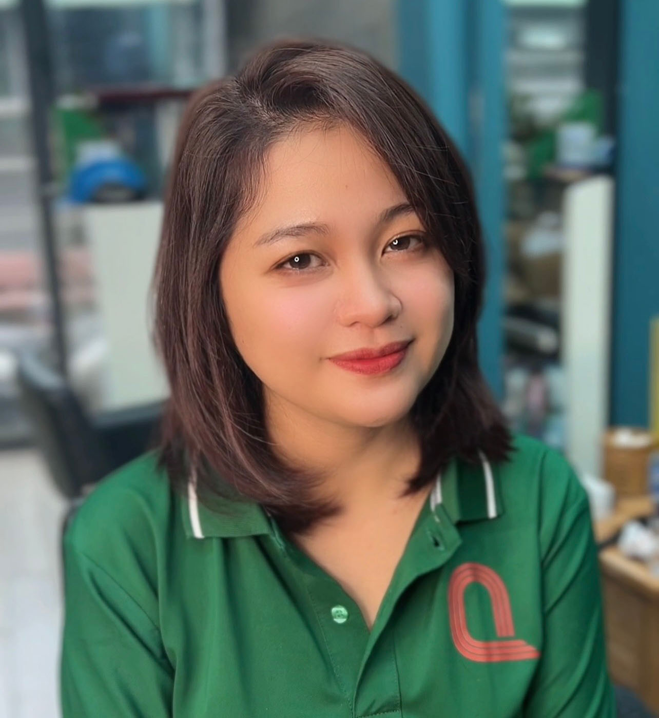 Nhật ký nhuộm tóc nâu socola